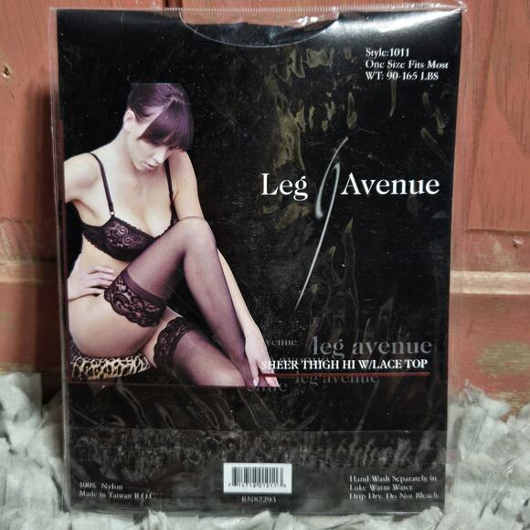 Leg Avenue Sheer Thigh Highs Lace Top Womens One Size Fits Most Style 1011 - Picture 3 of 9